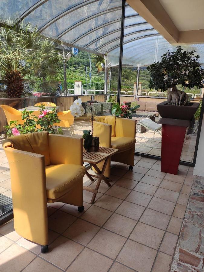 Hotel Angelini Torbole Sul Garda Eksteriør billede